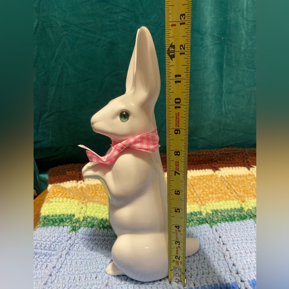 White Alert Easter Bunny Rabbit Portugal Ceramic Spring Decor - Picture 14 of 16